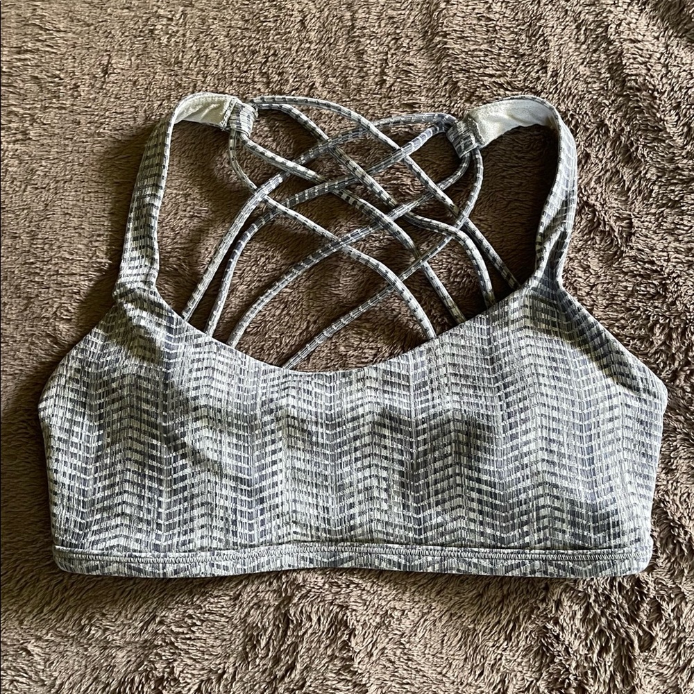 Lululemon Athletica Free To Be Wild Yoga Sports Bra
